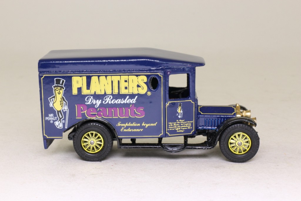 AC33; Planters Dry Roasted Peanuts, Van, 1st; 1918 Crossley Lorry